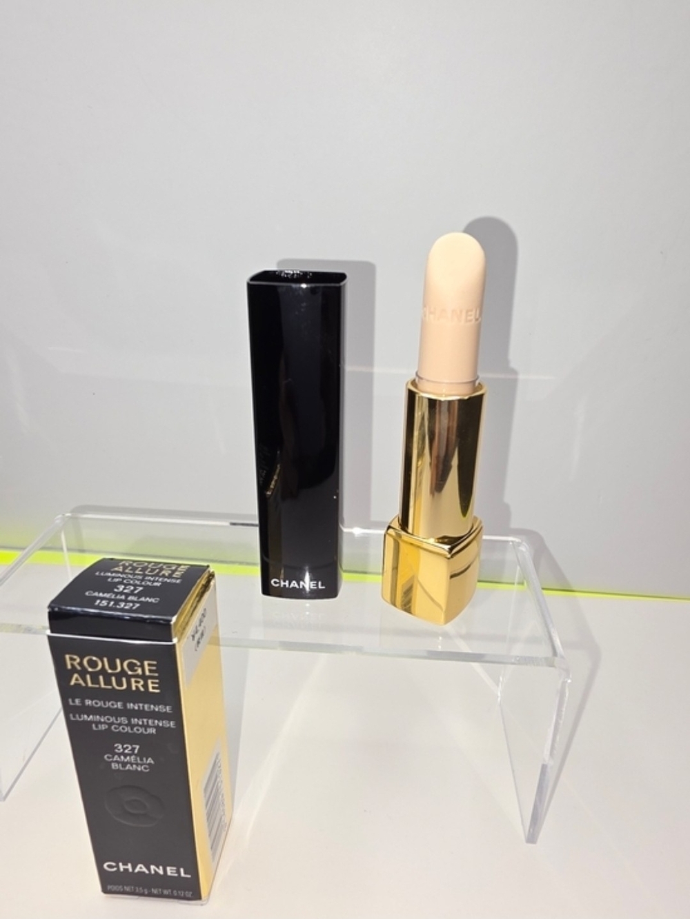 CHANEL Rouge Allure LIMITED EDITION Lipstick- "CAMELIA BLANC" **BNIB!!** RARE!!*
